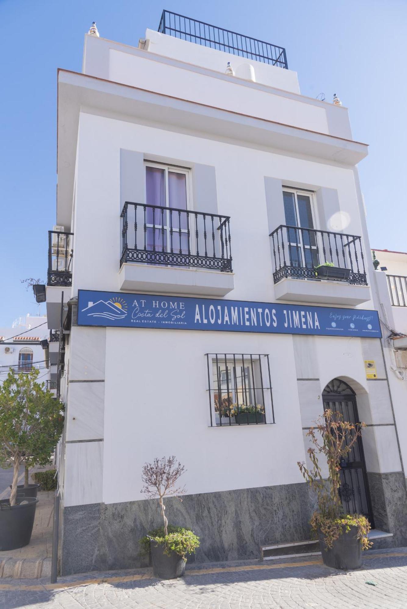 Estudio Jimena Calahonda En El Centro De ネルハ エクステリア 写真